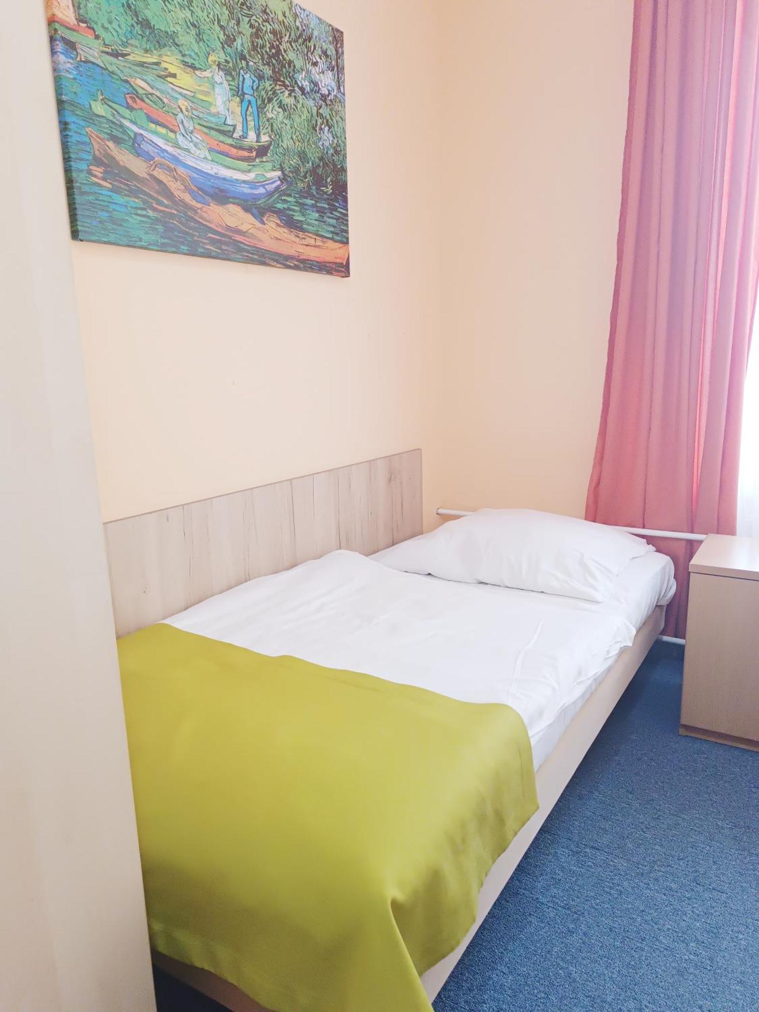 Hostel Krosnienska 12 Zielona Góra Esterno foto