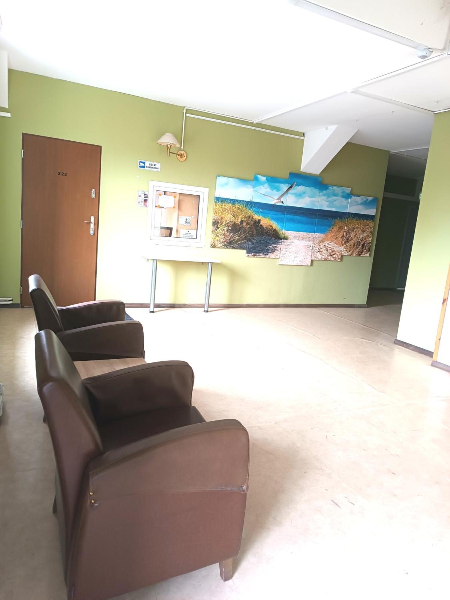 Hostel Krosnienska 12 Zielona Góra Esterno foto