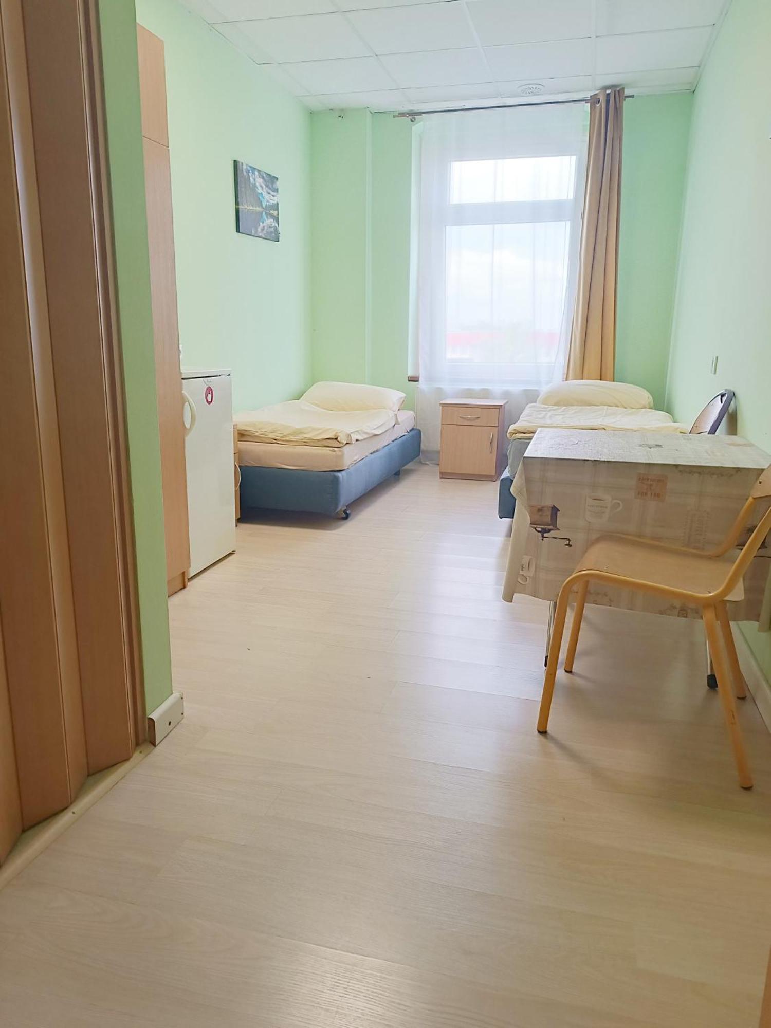Hostel Krosnienska 12 Zielona Góra Esterno foto