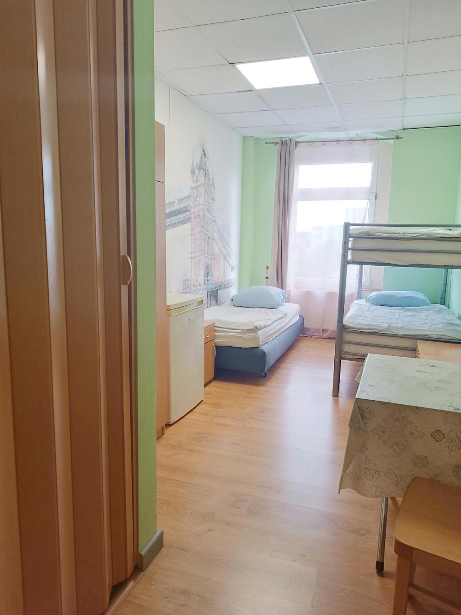 Hostel Krosnienska 12 Zielona Góra Esterno foto